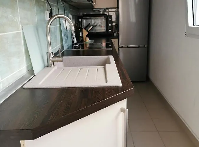 Mira - Sea View Apartman