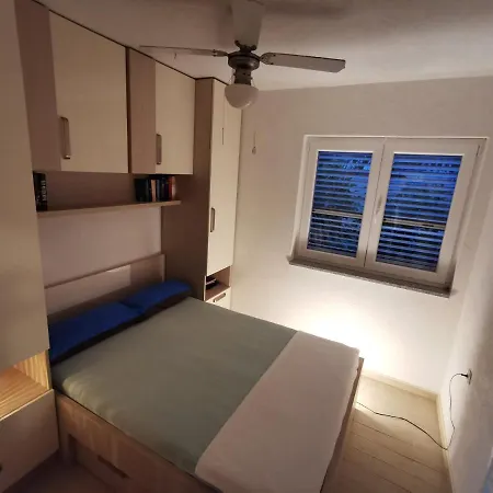 Apartment Mira - Sea View