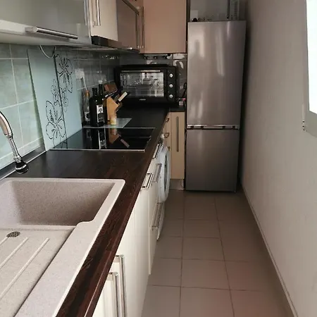 Mira - Sea View * トロギール