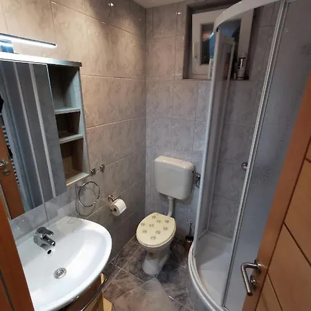 Mira - Sea View トロギール